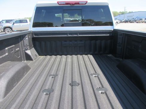 New 2026 GMC Sierra 2500 Denali Ultimate AWD/4WD image 7