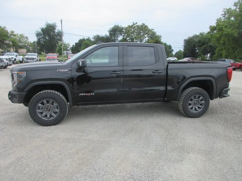 New 2026 GMC Sierra 1500 AT4X AWD/4WD image 11