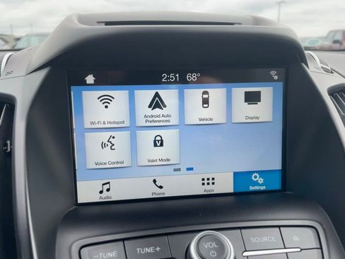 Used 2018 Ford Escape SE w/ Ford Safe & Smart Package AWD/4WD image 18