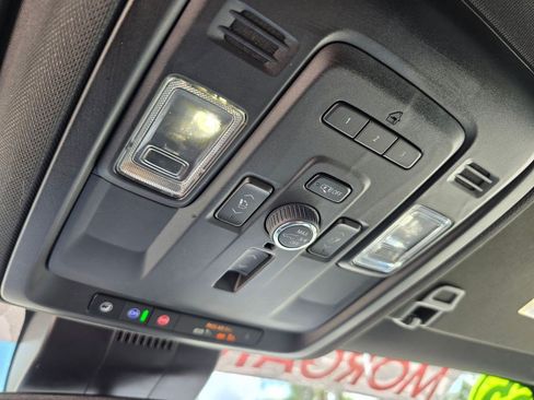 Used 2023 Chevrolet Tahoe Premier RWD image 28