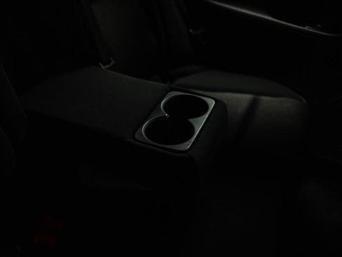Used 2025 Nissan Rogue SV FWD image 13