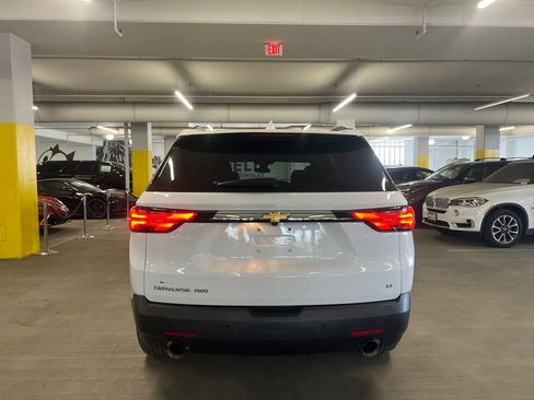 Used 2023 Chevrolet Traverse LT AWD/4WD image 6