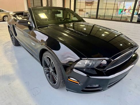 Used 2014 Ford Mustang GT Premium w/ Equipment Group 402A image 1