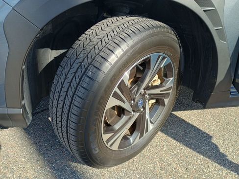 Certified 2024 Subaru Crosstrek 2.0i Premium AWD/4WD image 10