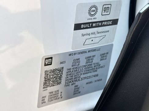 Certified 2023 GMC Acadia SLT w/ Technology Package AWD/4WD image 43
