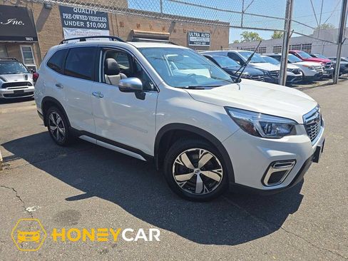 Used 2019 Subaru Forester Touring AWD/4WD image 1