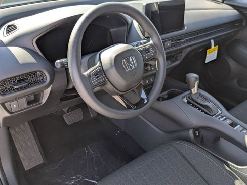 New 2026 Honda HR-V LX image 4