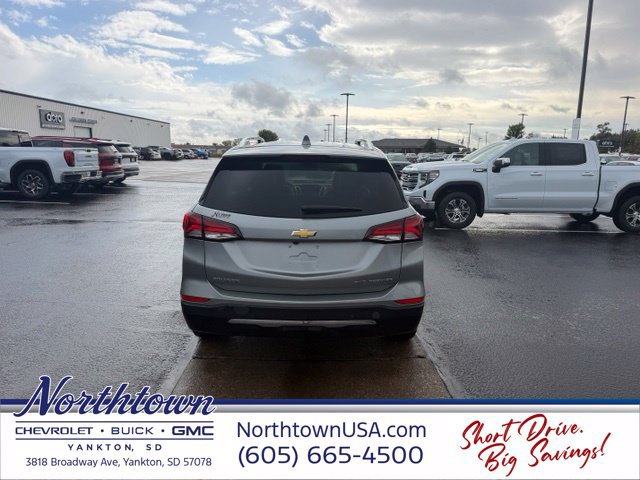 Used 2024 Chevrolet Equinox Premier AWD/4WD image 10