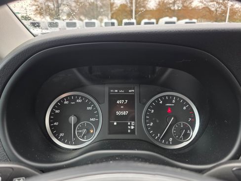 Used 2020 Mercedes-Benz Metris Passenger image 15