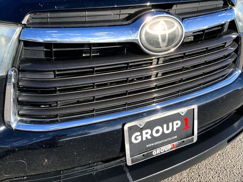 Used 2014 Toyota Highlander Limited Platinum image 28