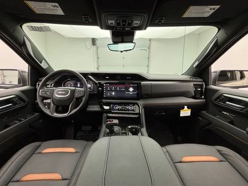 New 2026 GMC Sierra 1500 AT4 w/ AT4 Premium Package AWD/4WD image 3
