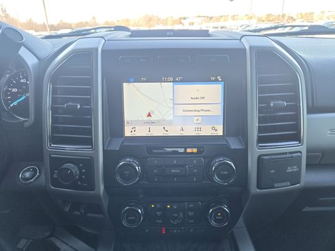 Used 2019 Ford F250 Lariat w/ Lariat Ultimate Package image 23