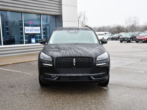 Used 2026 Lincoln Corsair Premiere image 10