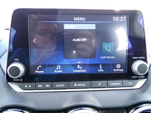 Used 2025 Nissan Sentra SV FWD image 8