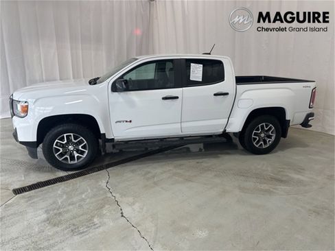 Used 2022 GMC Canyon AT4 image 22