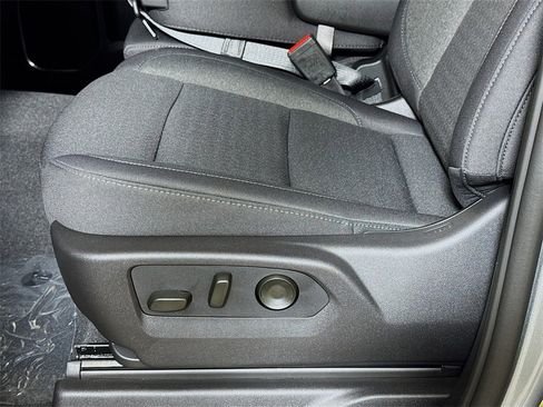 New 2026 GMC Sierra 1500 Elevation image 17