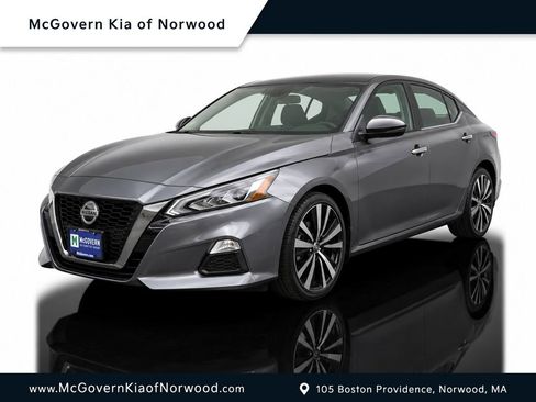 Used 2021 Nissan Altima 2.5 SR w/ SR Premium Package AWD/4WD image 1