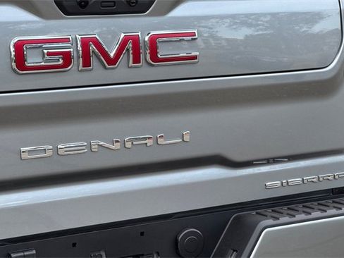 New 2026 GMC Sierra 2500 Denali w/ Denali Reserve Package image 33
