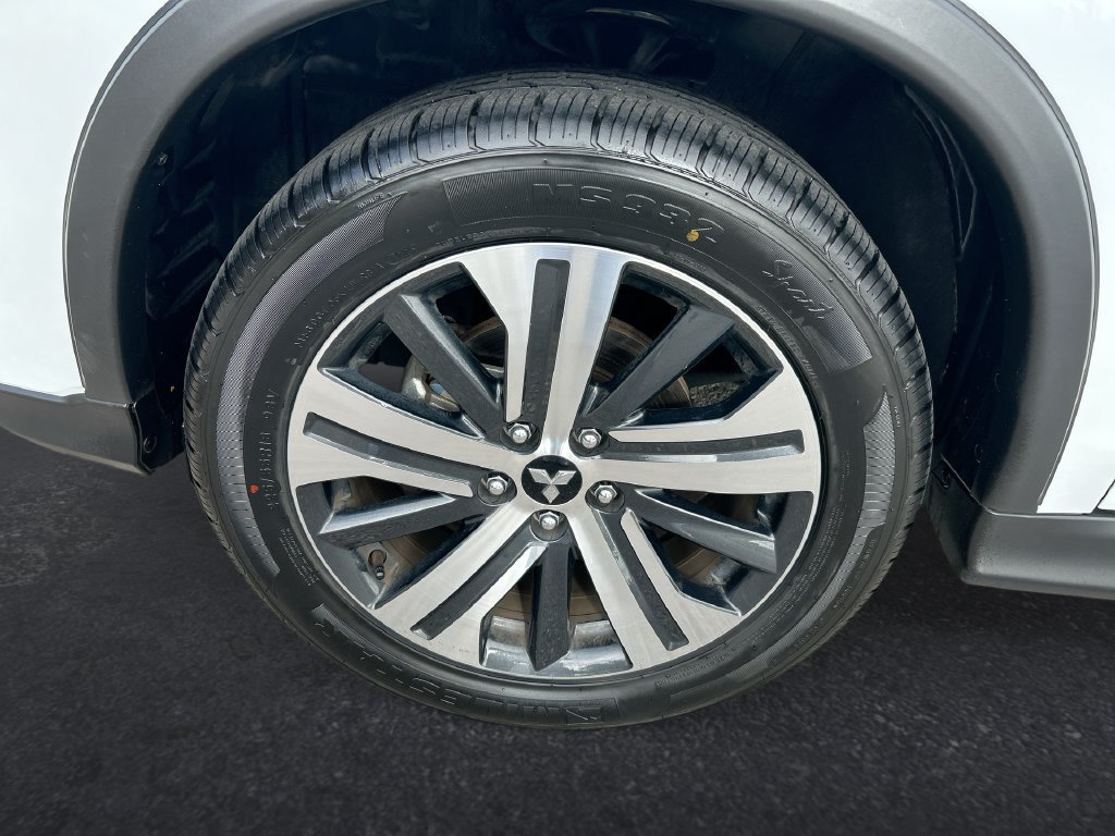 Used 2025 Mitsubishi Outlander Sport SE AWD/4WD image 10