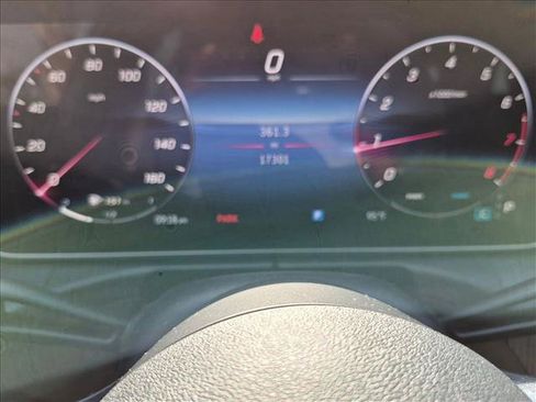 Used 2023 Mercedes-Benz C 300 Sedan image 11