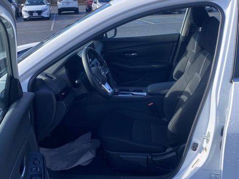 New 2025 Nissan Sentra SV image 15