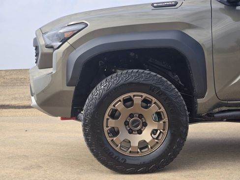 New 2026 Toyota Tacoma Trailhunter image 10