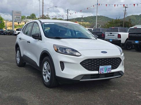 Used 2022 Ford Escape S AWD/4WD image 11