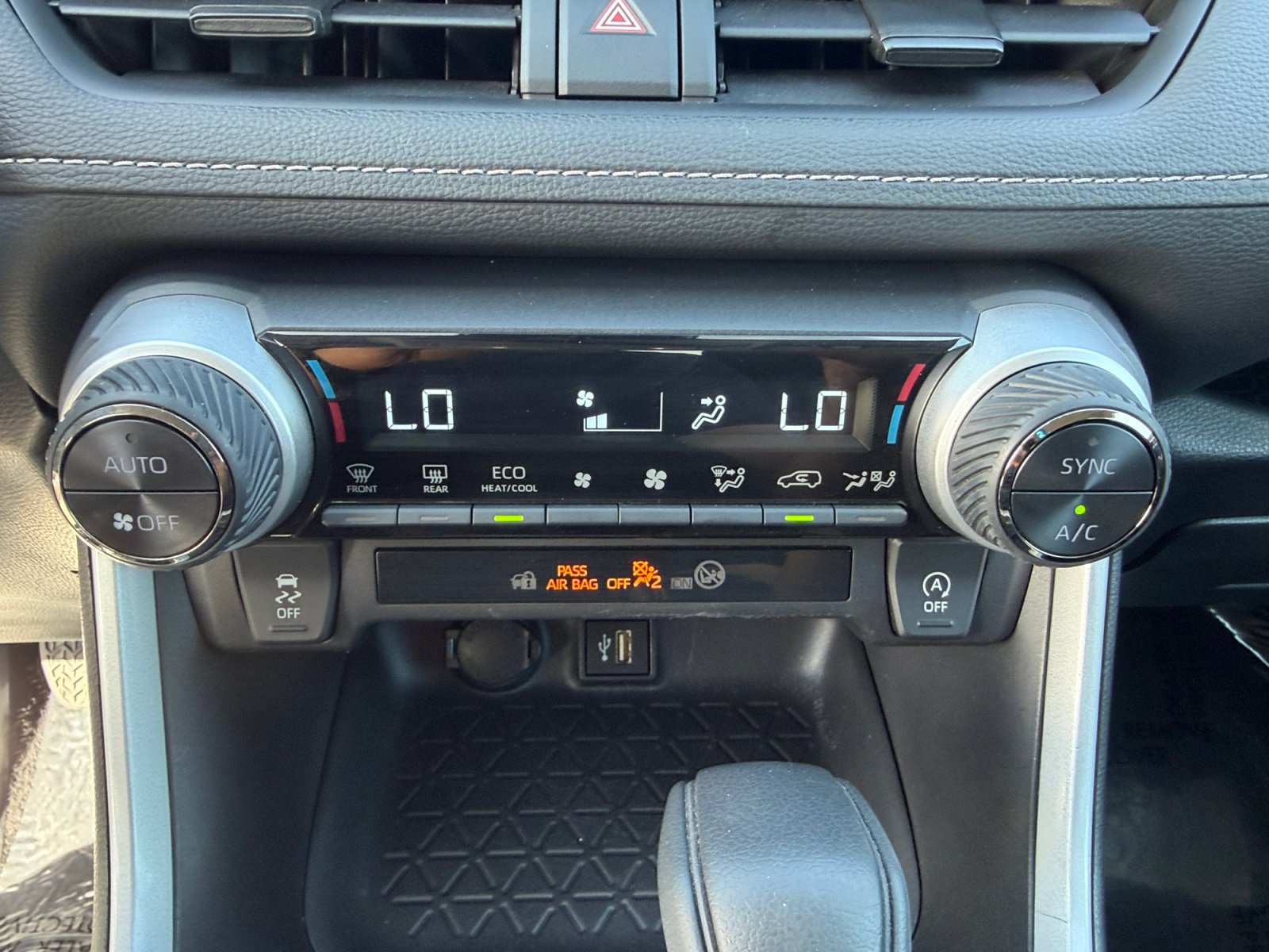 Certified 2025 Toyota RAV4 XLE AWD/4WD image 22