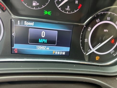 Used 2014 Buick Regal Premium image 19