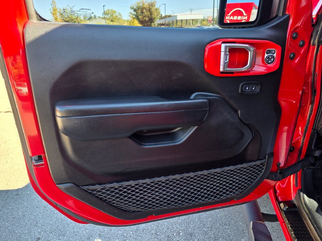 Used 2021 Jeep Gladiator Sport AWD/4WD image 18