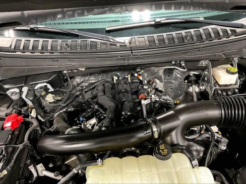 Used 2024 Ford Expedition Limited image 43