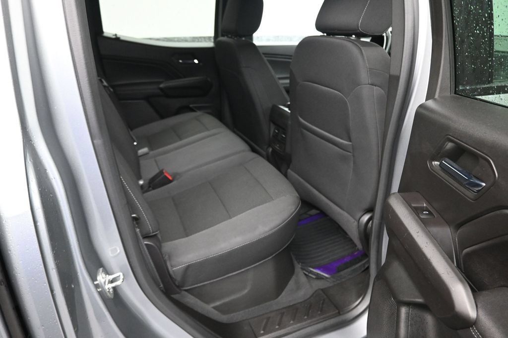 Used 2023 Chevrolet Colorado LT AWD/4WD image 24