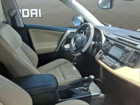 Used 2015 Toyota RAV4 Limited w/ Technology Package AWD/4WD image 10