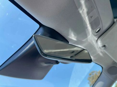 Used 2022 Tesla Model 3 image 22