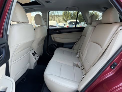 Used 2018 Subaru Outback 3.6R Limited image 14