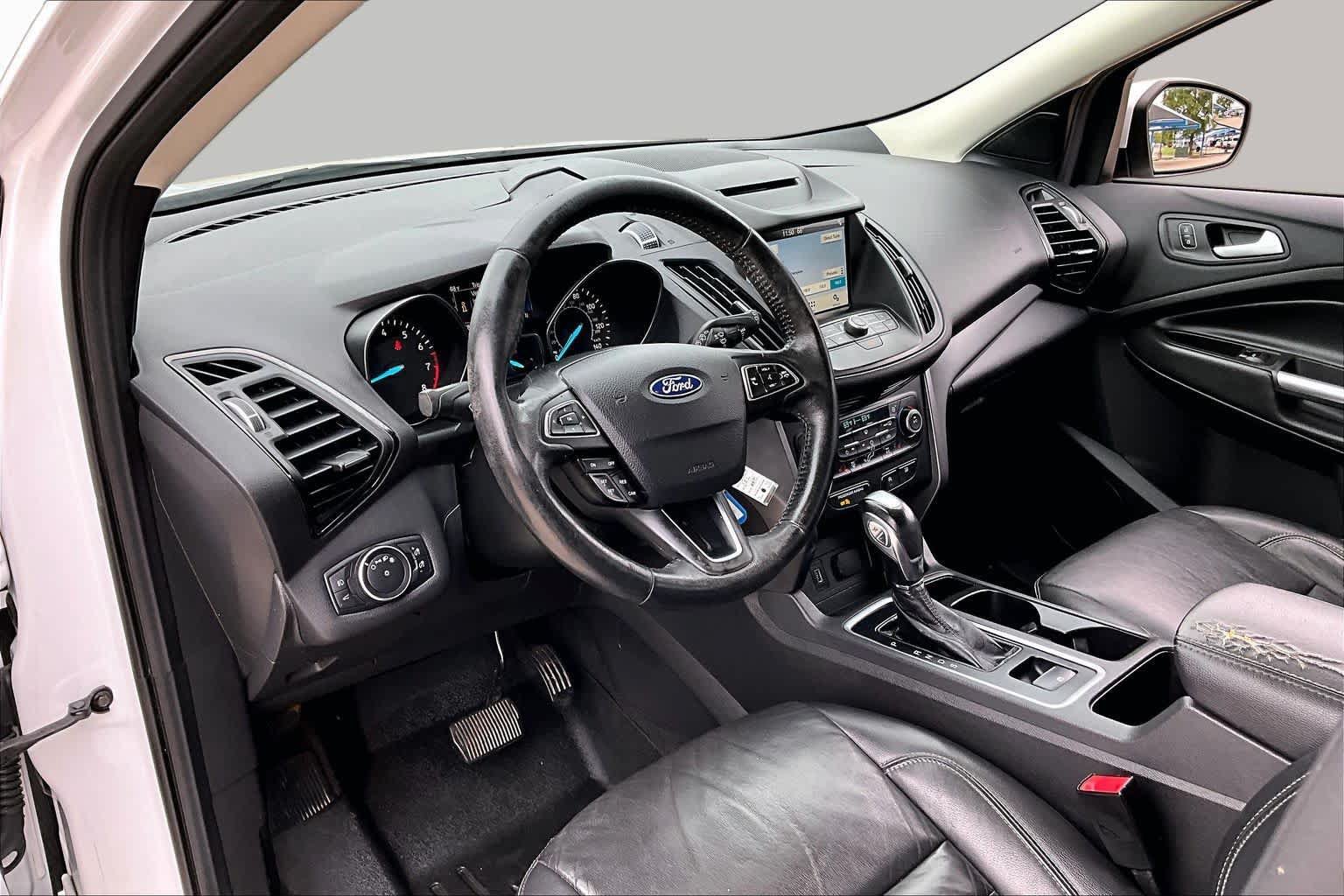 Used 2018 Ford Escape SEL FWD image 18