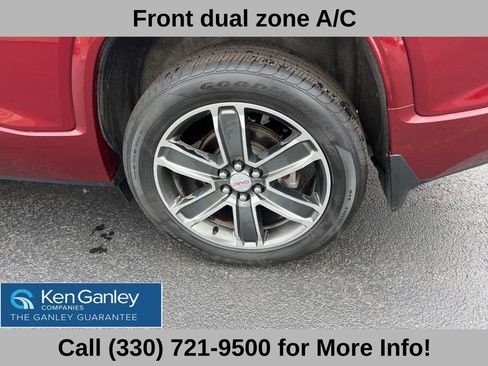 Used 2018 GMC Acadia Denali w/ Technology Package AWD/4WD image 23
