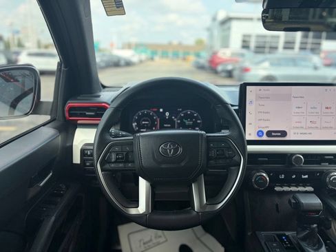 Used 2024 Toyota Tacoma TRD Off-Road AWD/4WD image 19
