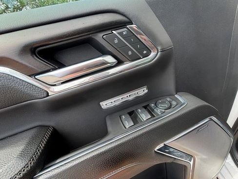 Used 2024 GMC Sierra 1500 Denali image 12