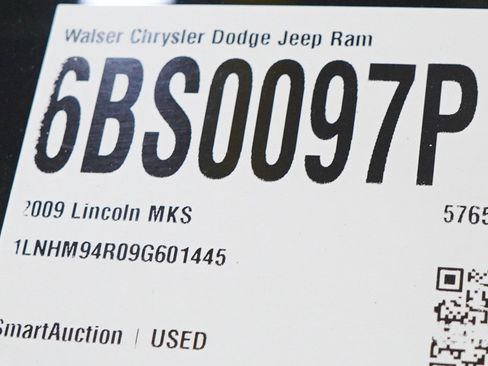 Used 2009 Lincoln MKS AWD image 29