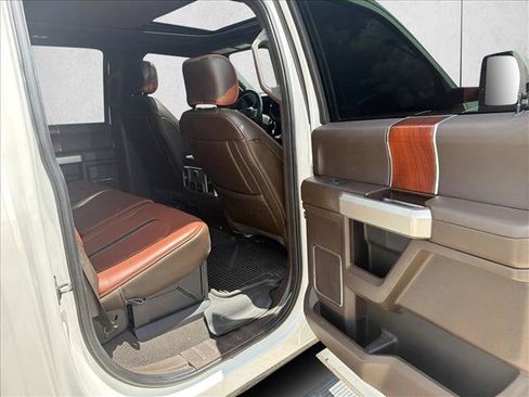 Used 2022 Ford F250 King Ranch w/ King Ranch Ultimate Package AWD/4WD image 22