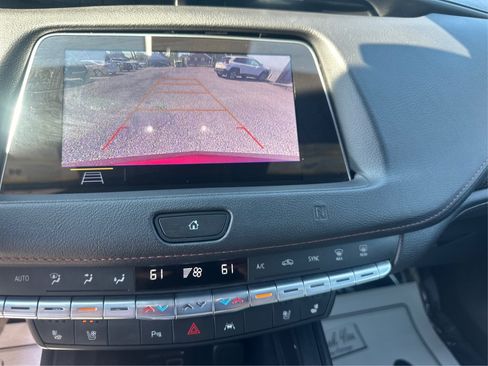 Used 2019 Cadillac XT4 Sport AWD/4WD image 33