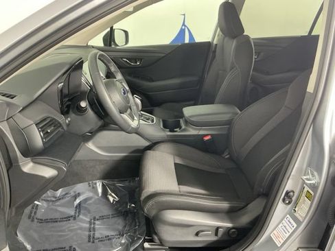 Used 2024 Subaru Outback Premium AWD/4WD image 7