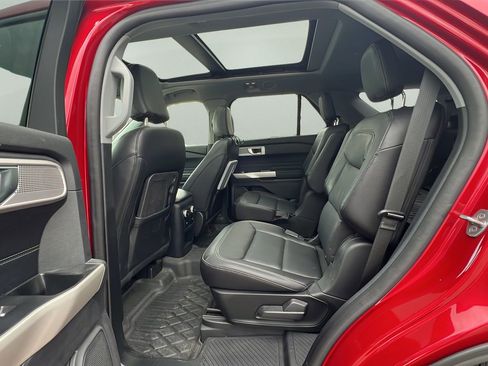 Used 2021 Ford Explorer Limited AWD/4WD image 13