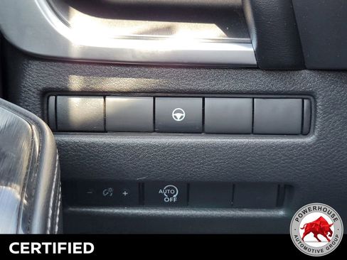 Used 2023 Nissan Rogue SV FWD image 27