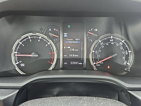 Used 2020 Toyota 4Runner TRD Off-Road Premium w/ Moonroof Package AWD/4WD image 18