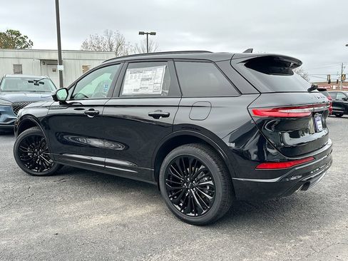 New 2026 Lincoln Corsair Reserve w/ Jet Appearance Package image 6