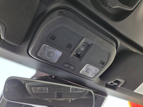 Used 2024 Ford Mustang Convertible RWD image 33