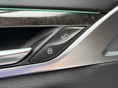 Used 2018 BMW M550i xDrive AWD/4WD image 12