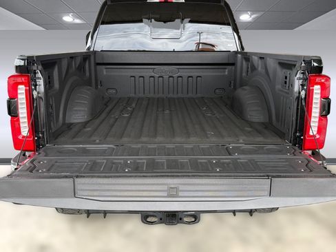 Used 2025 Ford F250 King Ranch w/ Chrome Package image 32